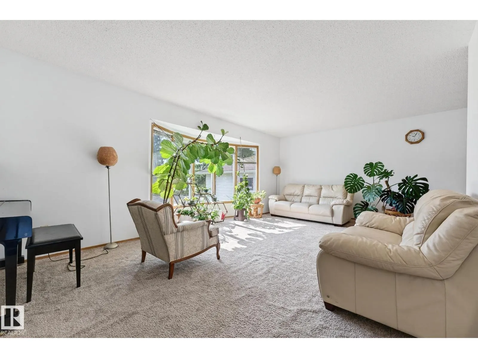 3310 113A ST NW