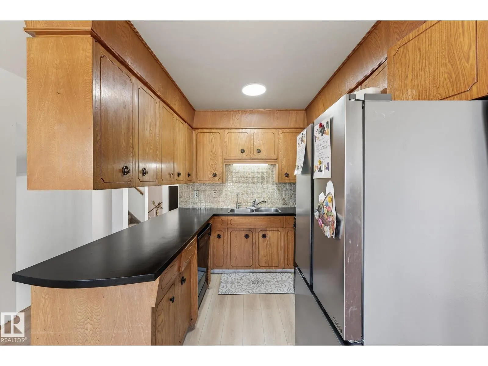 3310 113A ST NW