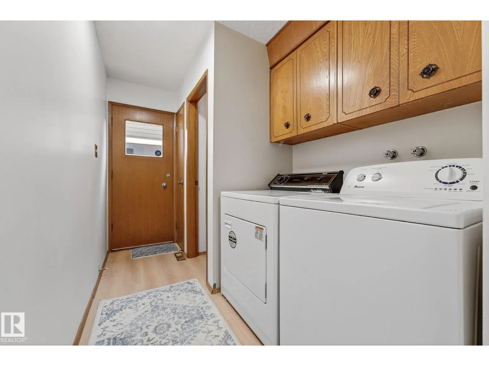 3310 113A ST NW