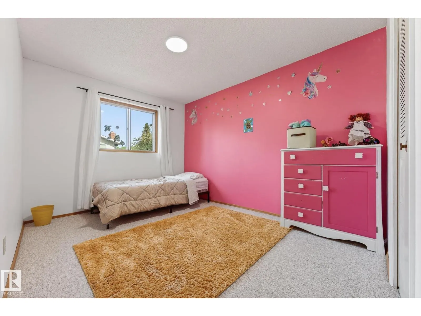 3310 113A ST NW
