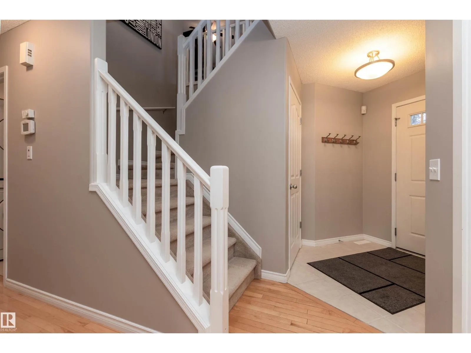 109 Foxboro RD
