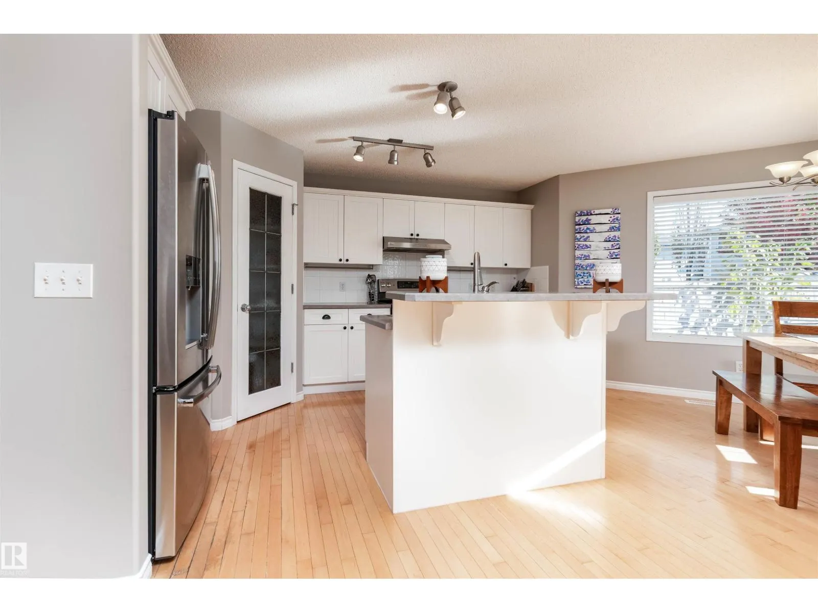 109 Foxboro RD
