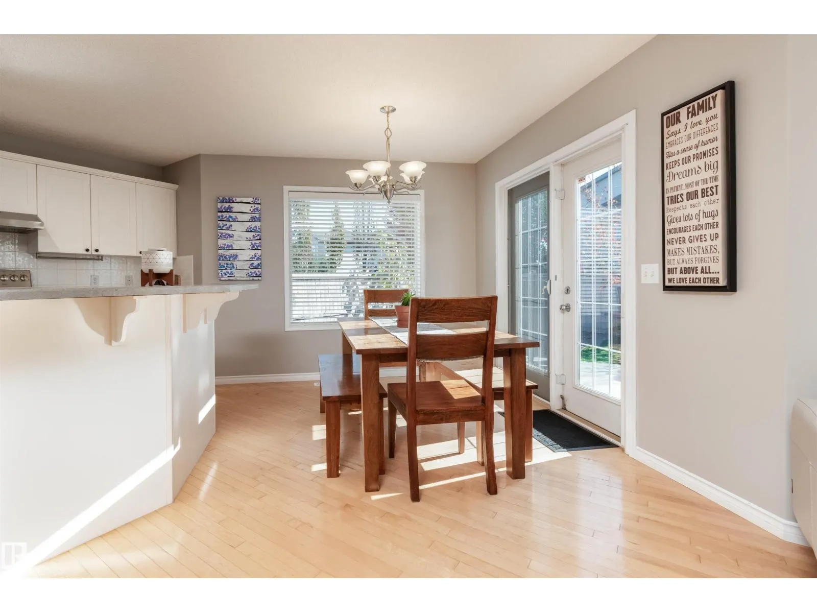 109 Foxboro RD