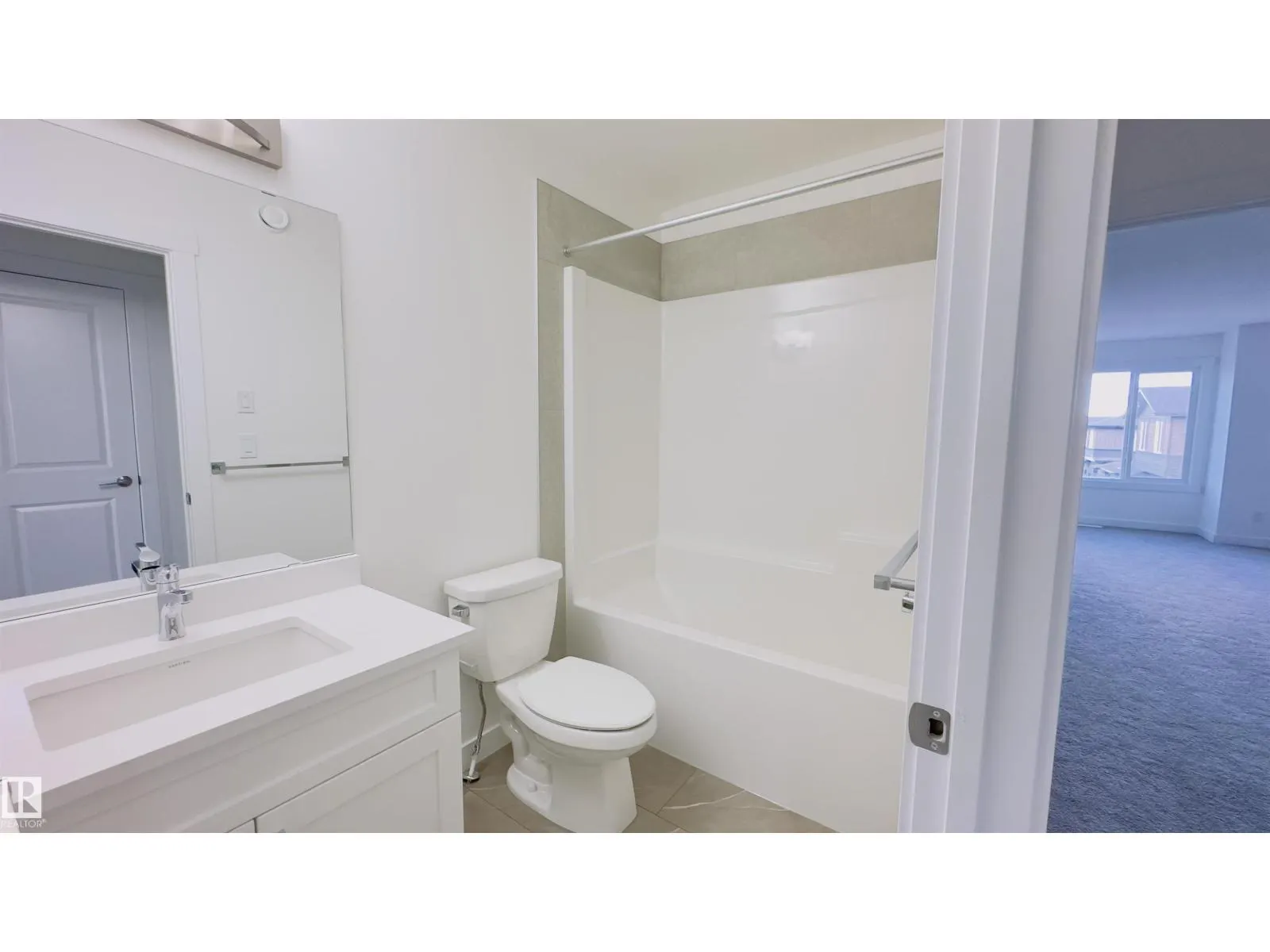 #11 2710 66 ST SW