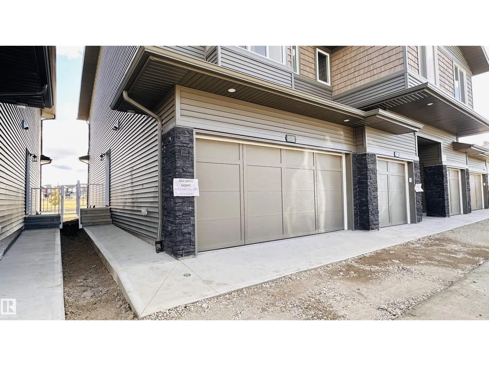 #11 2710 66 ST SW