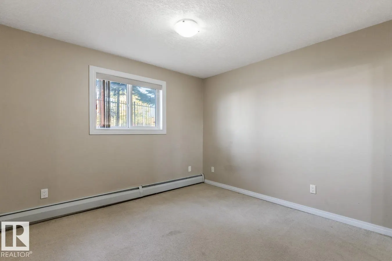 #106 9945 167 ST NW