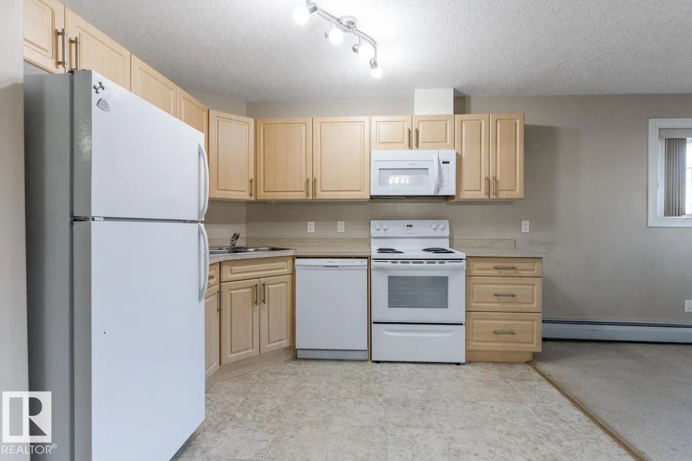 #106 9945 167 ST NW