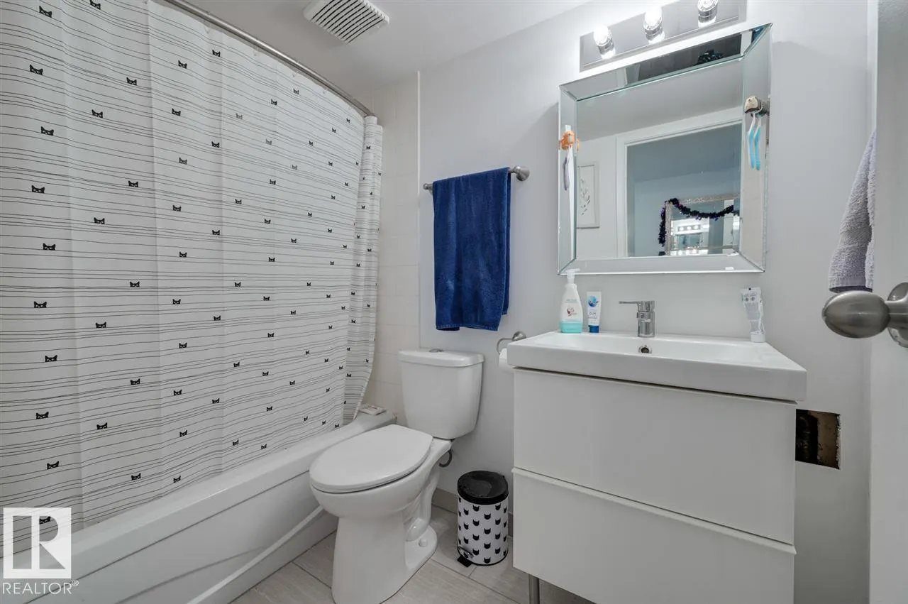 #802 10175 109 ST NW