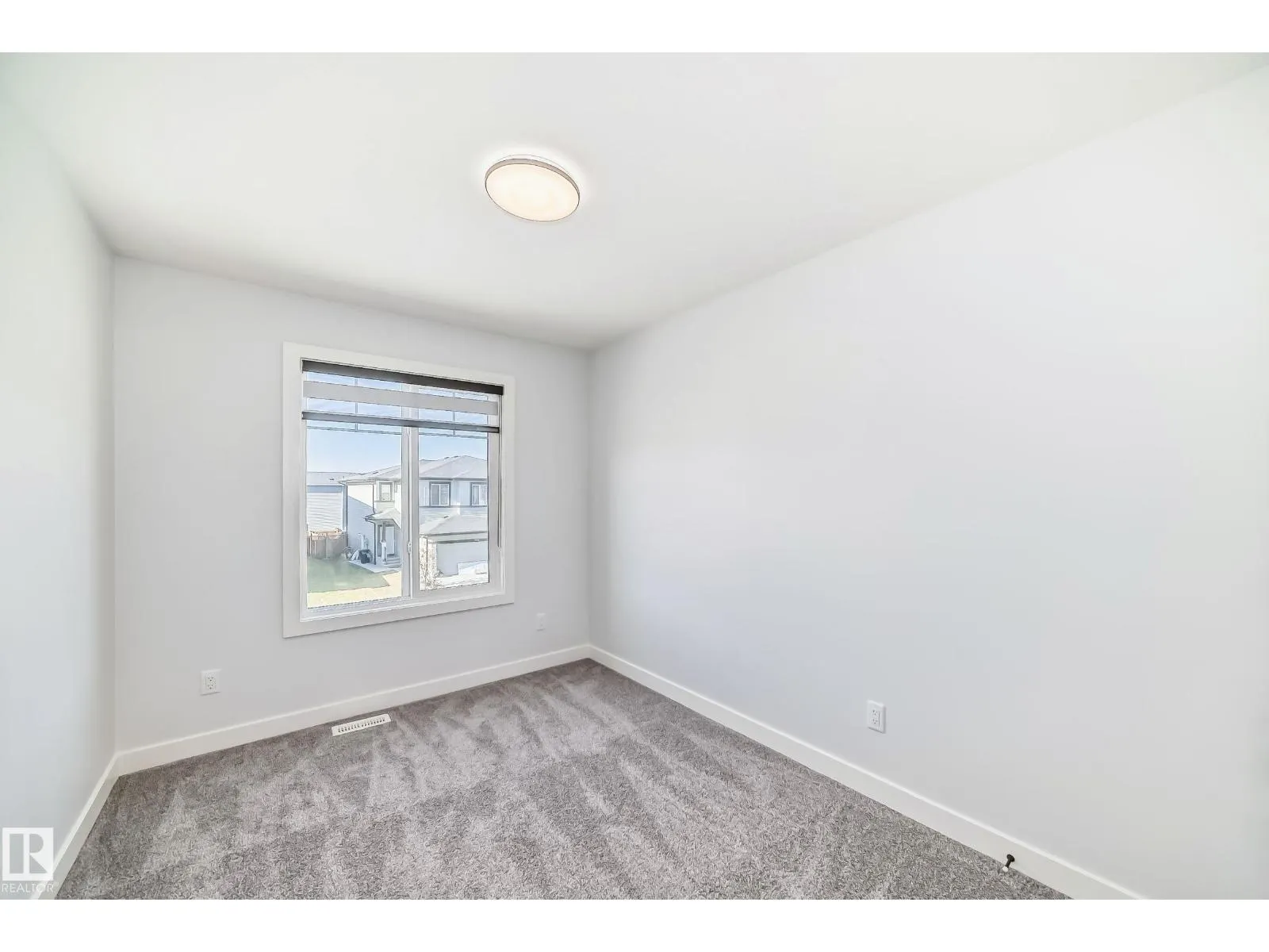 9411 PEAR CR SW