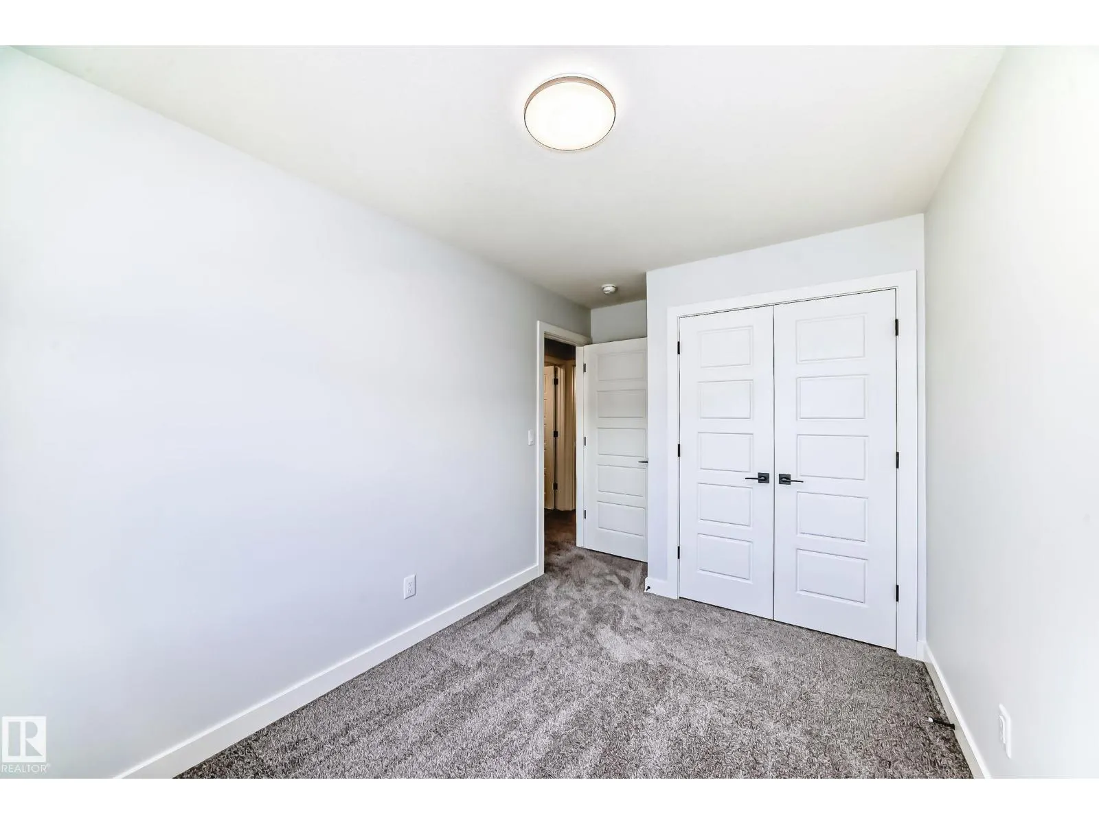 9411 PEAR CR SW