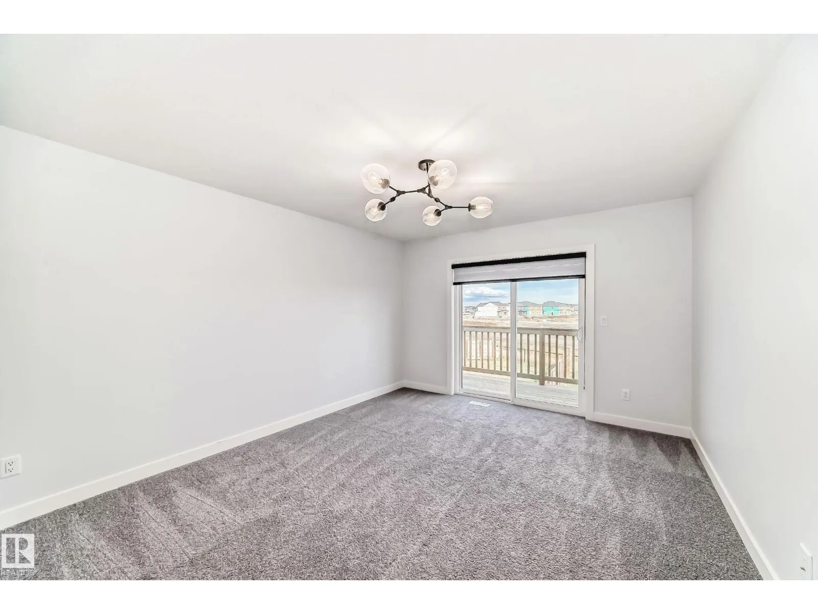 9411 PEAR CR SW