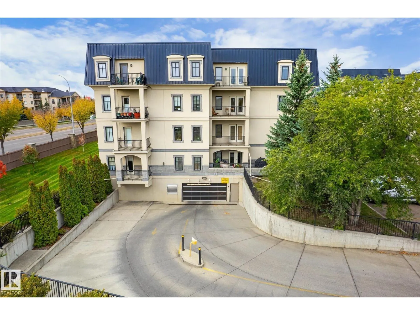 #213 1406 HODGSON WY NW