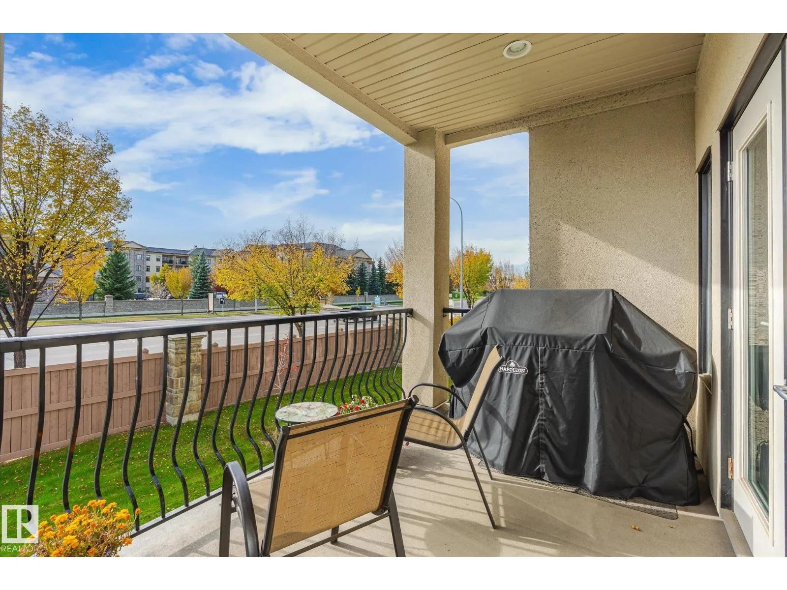 #213 1406 HODGSON WY NW