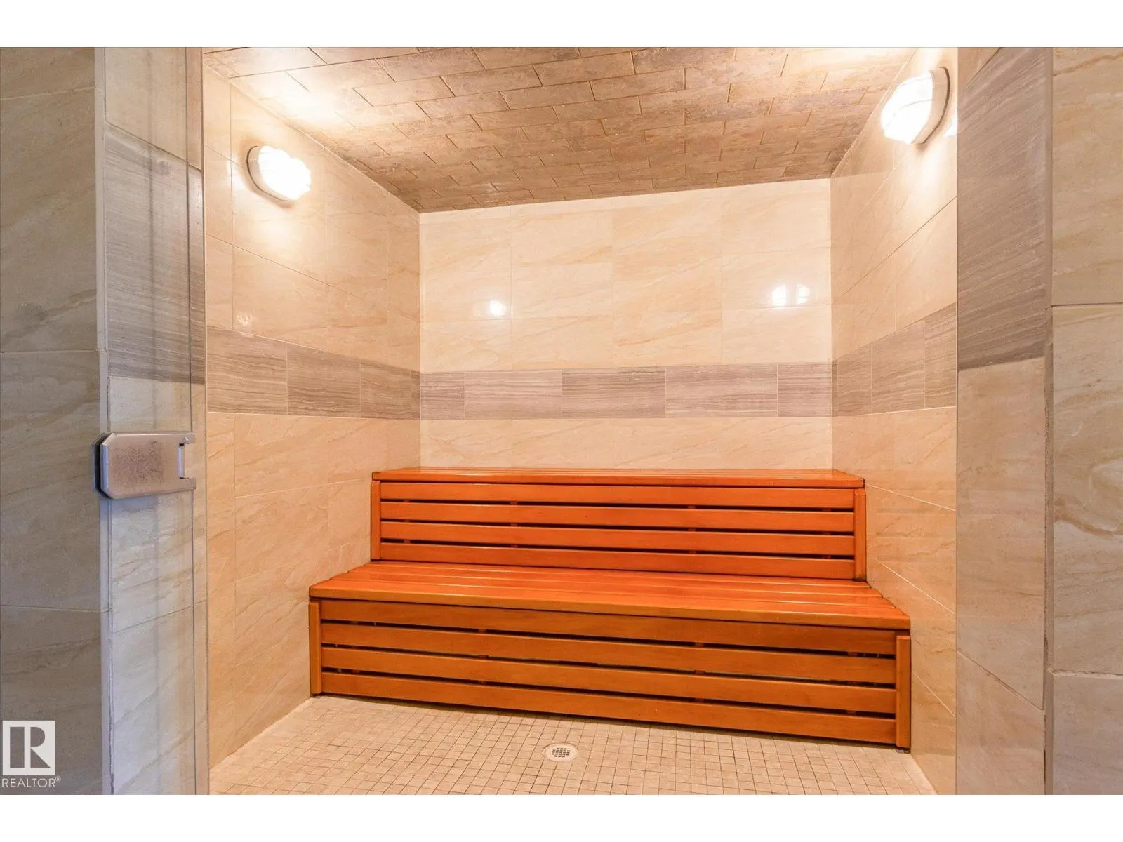 #213 1406 HODGSON WY NW