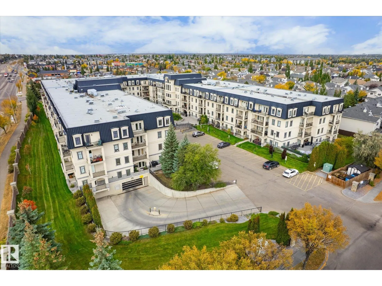 #213 1406 HODGSON WY NW