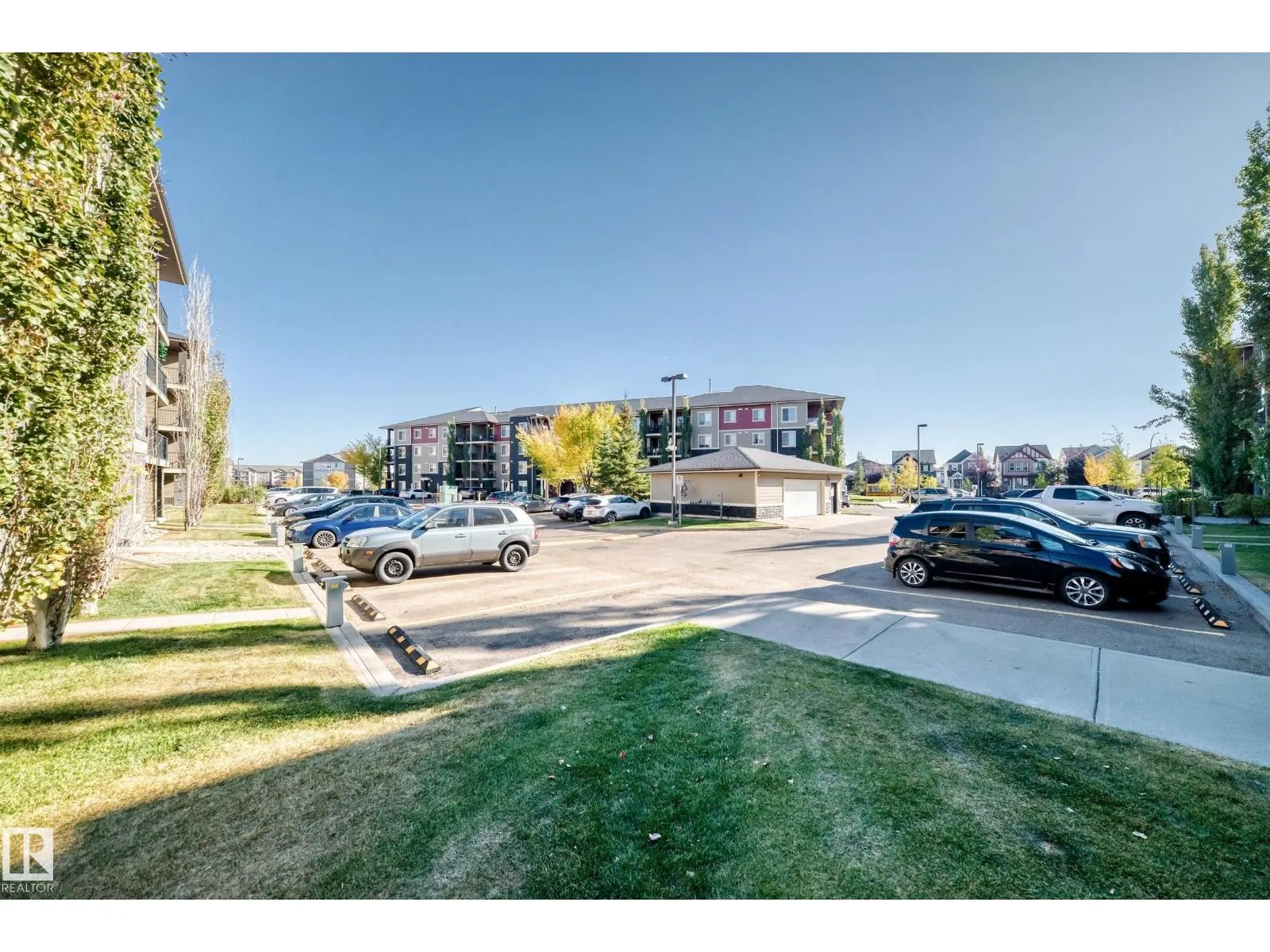 #406 1060 MCCONACHIE BV NW