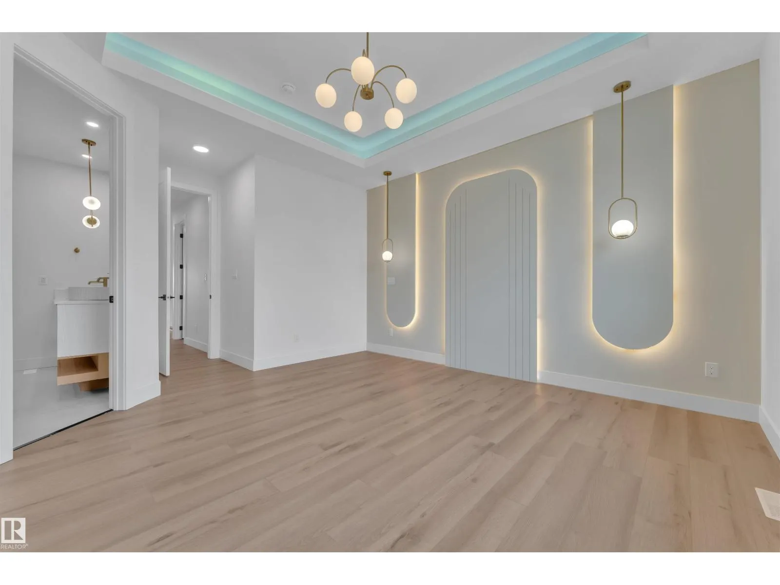 2408 1 AVE SW SW