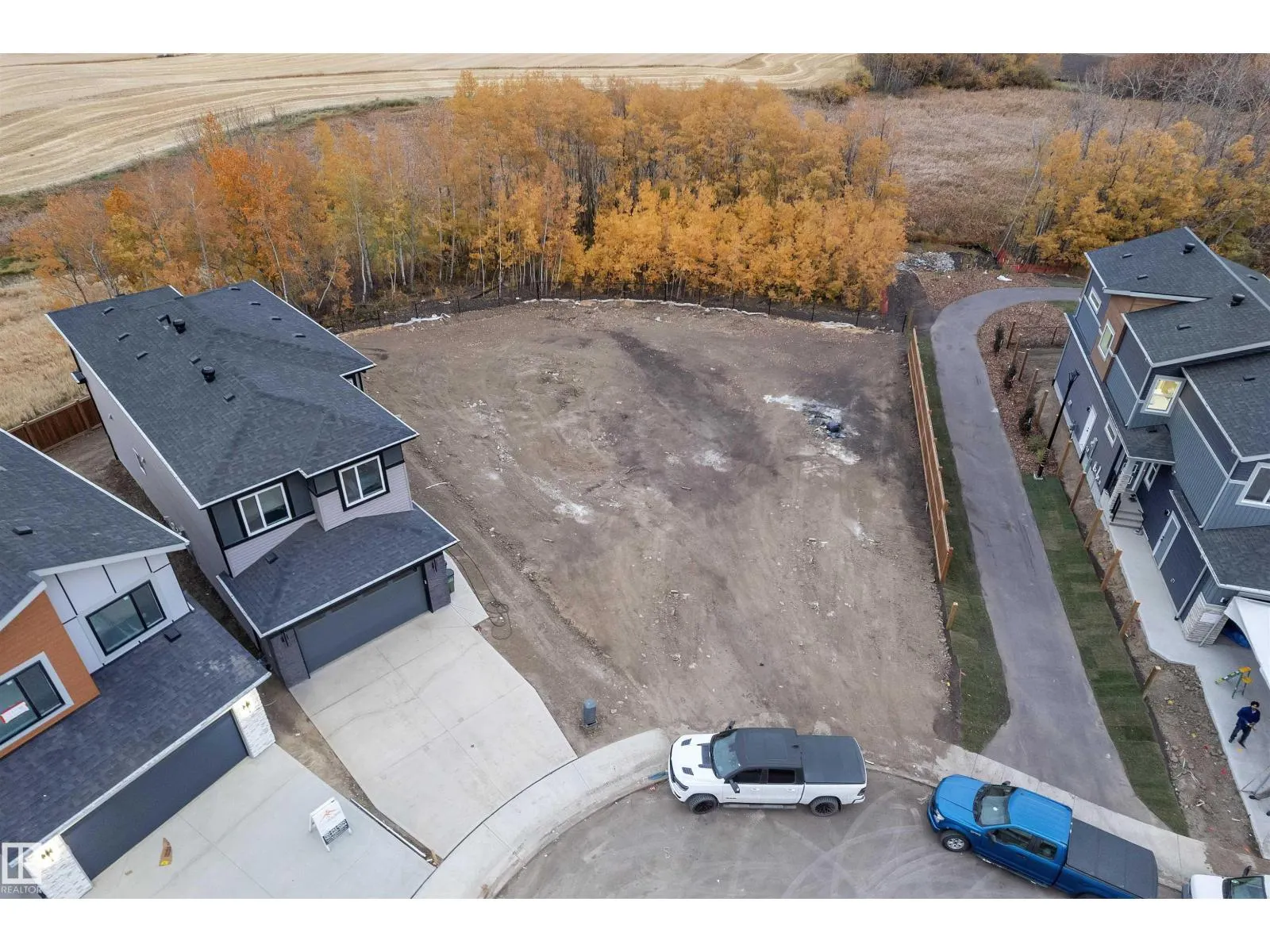 2408 1 AVE SW SW