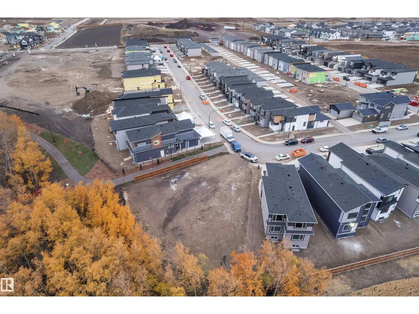 2408 1 AVE SW SW