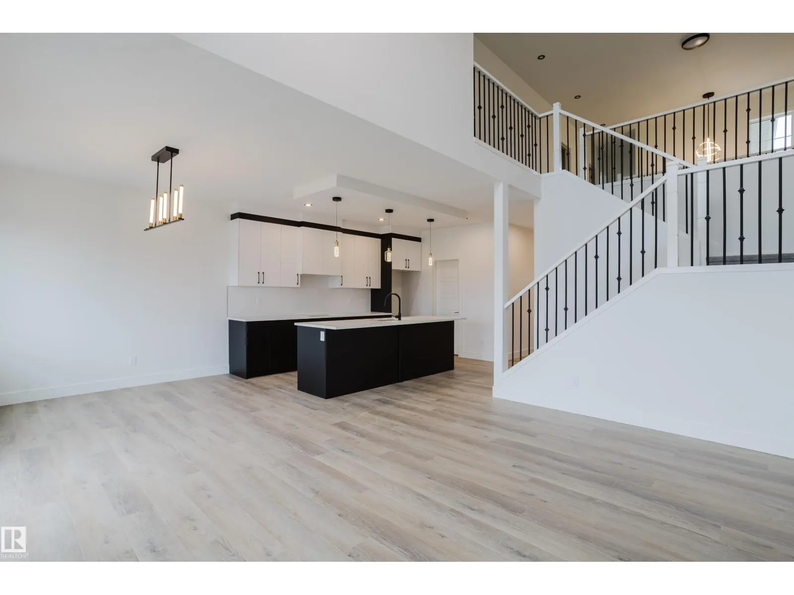 2831 188 ST NW