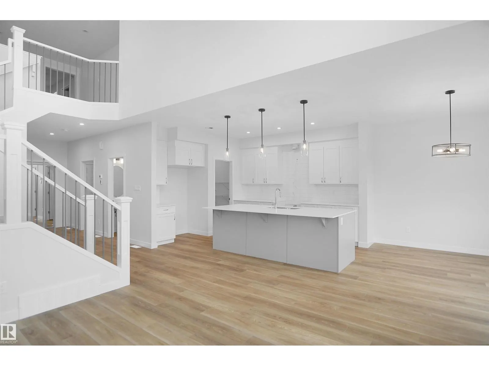 133 SUNLAND WY