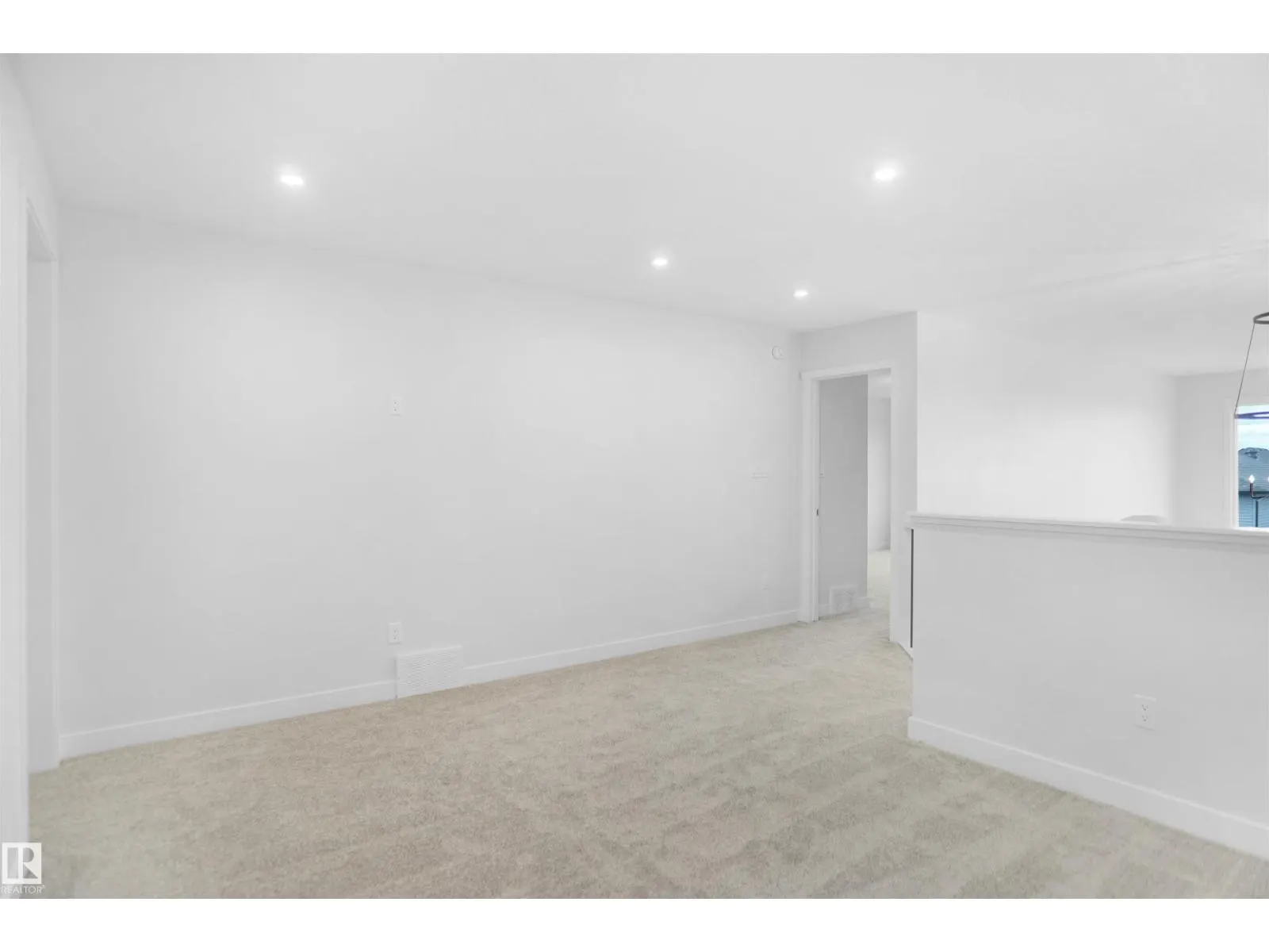 133 SUNLAND WY
