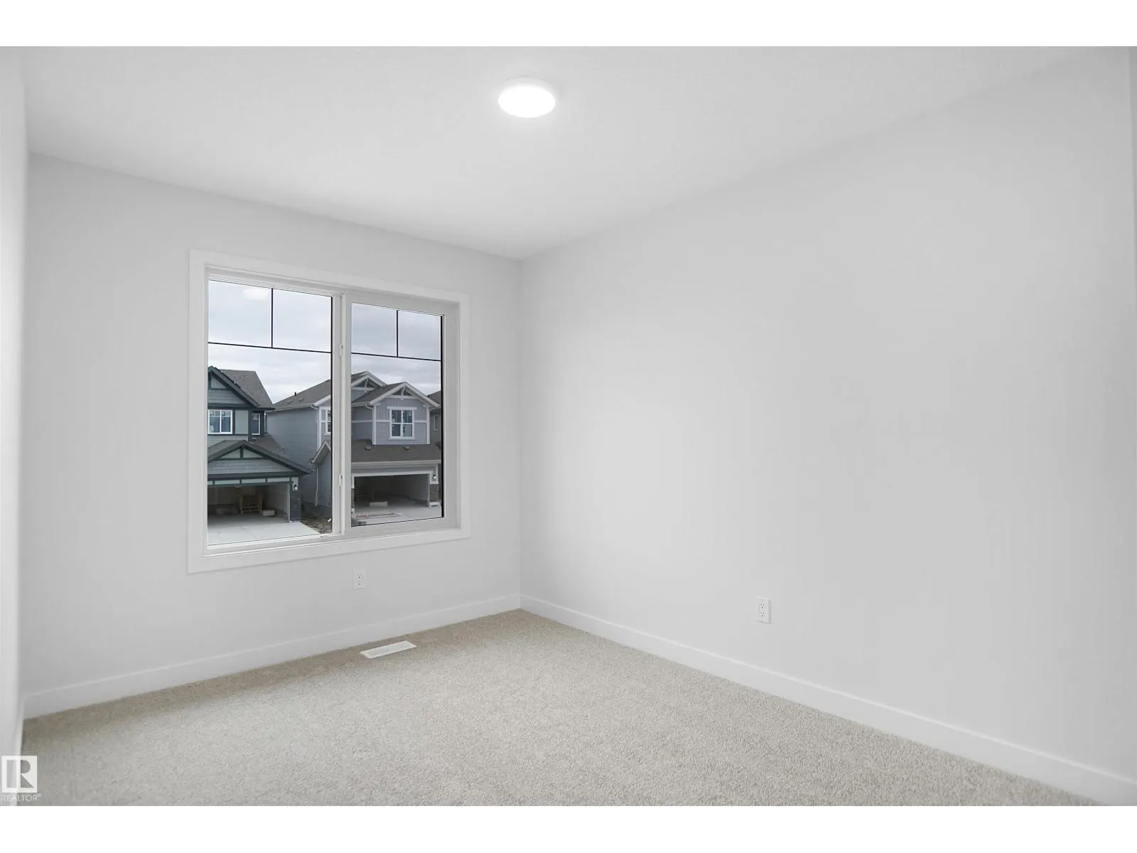 133 SUNLAND WY