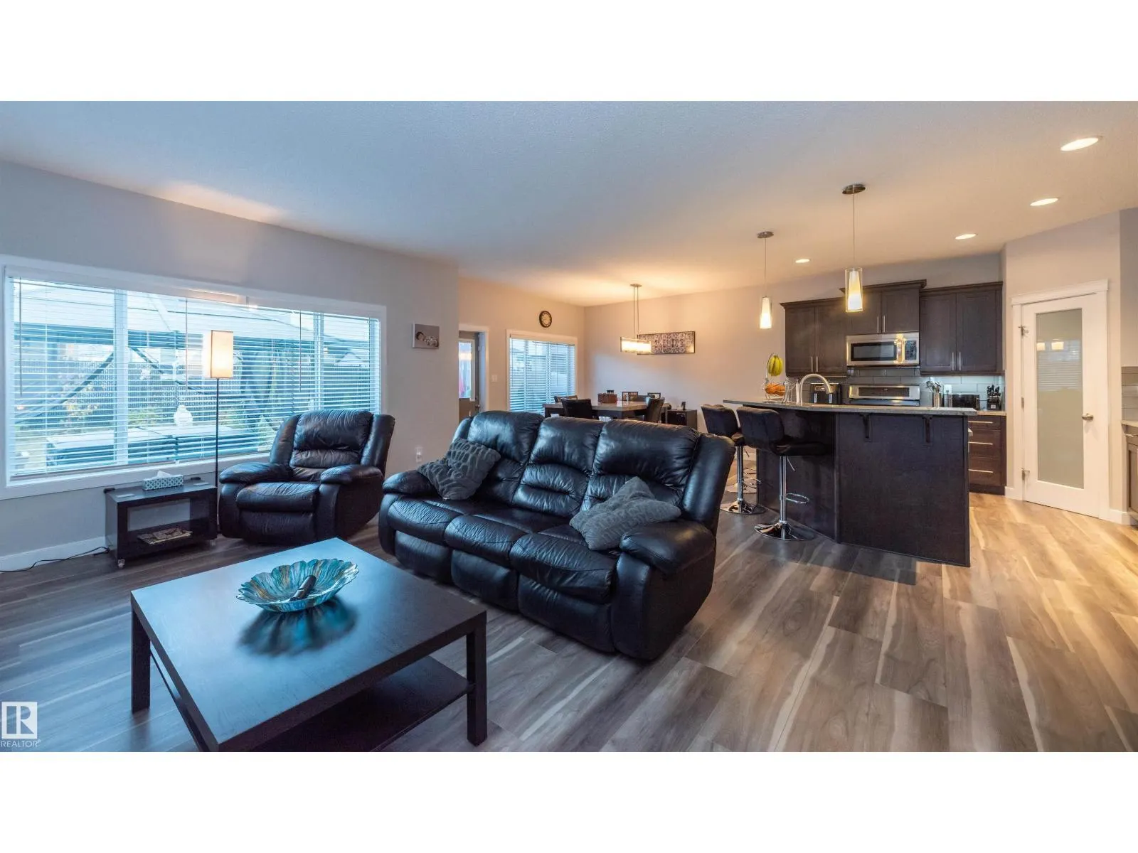 16728 60 ST NW