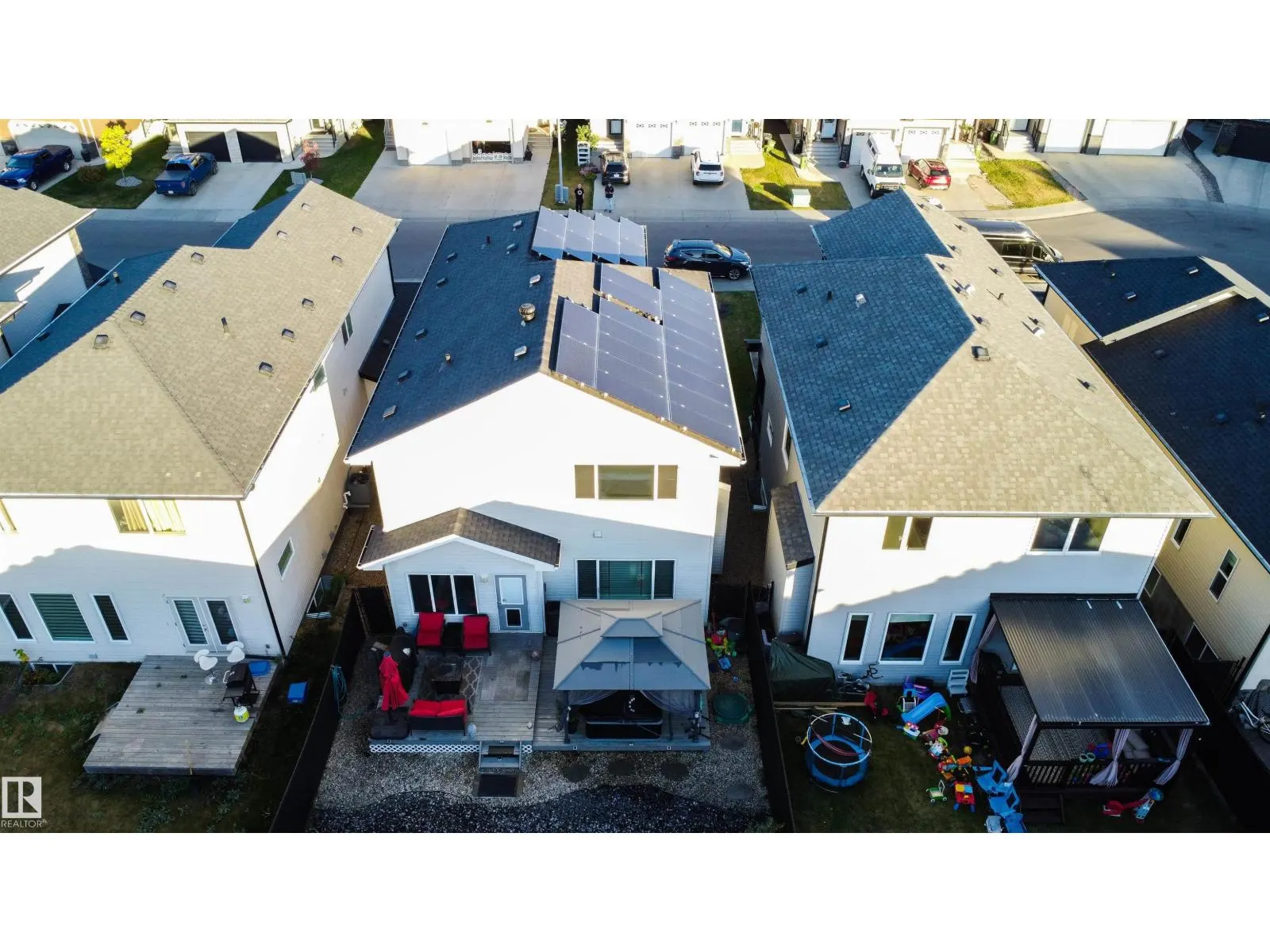 16728 60 ST NW
