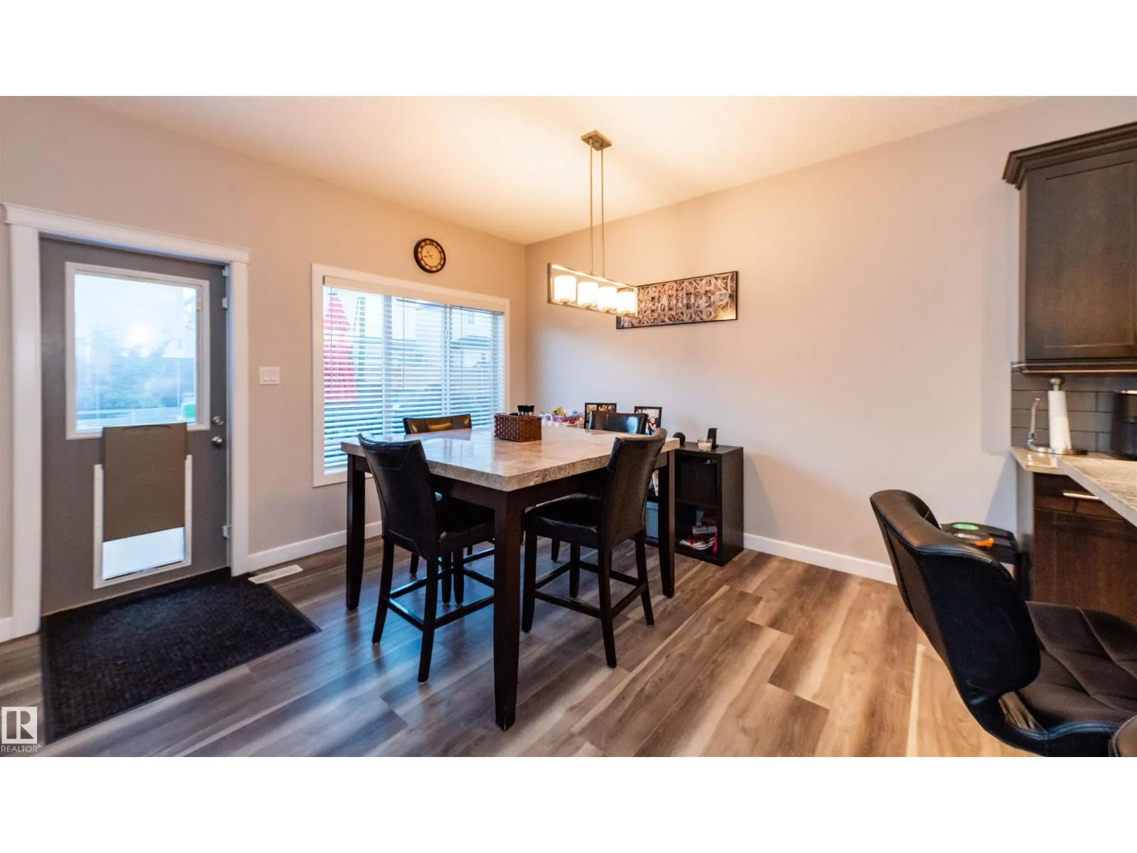 16728 60 ST NW