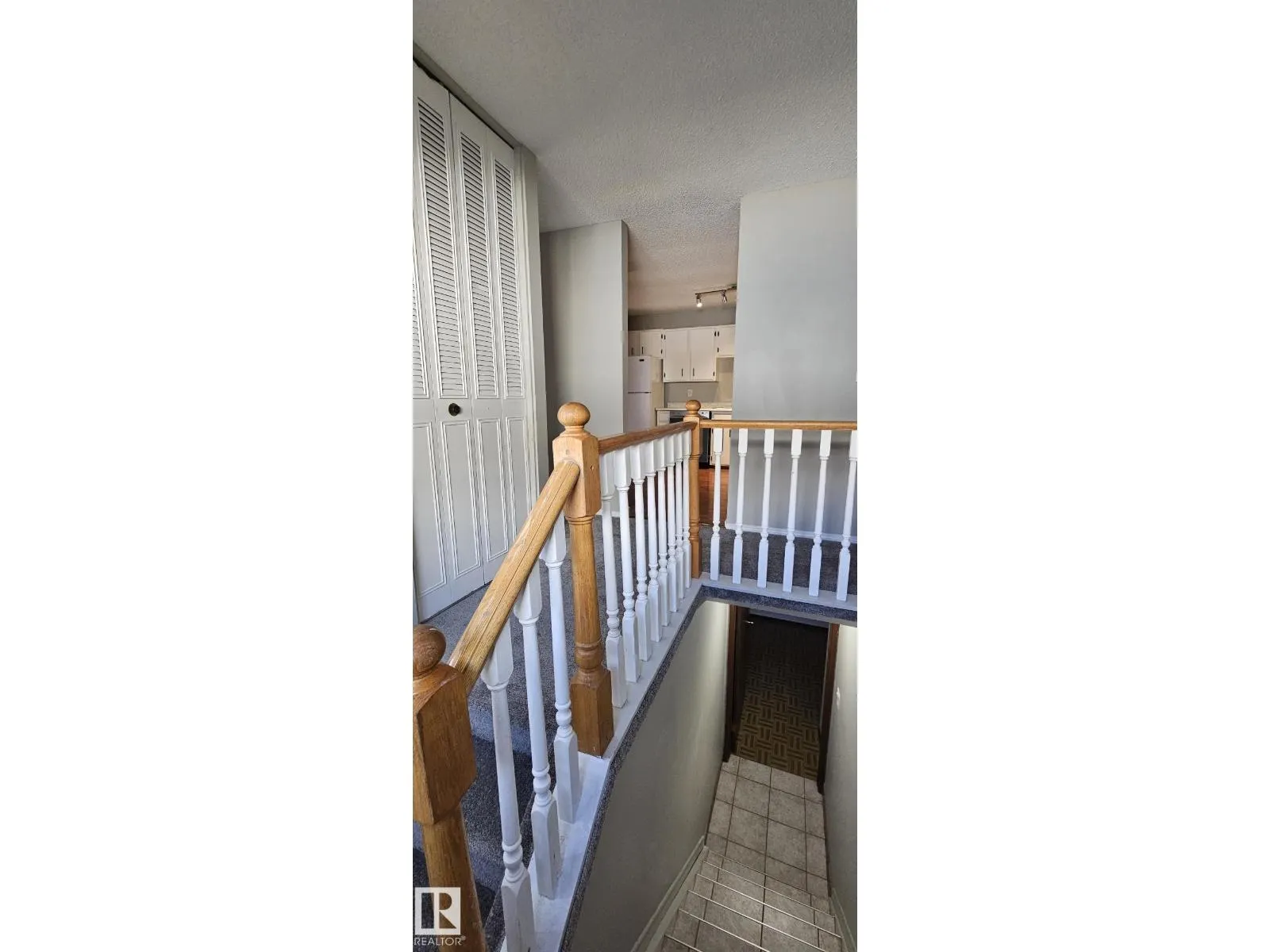 17049 100 ST NW