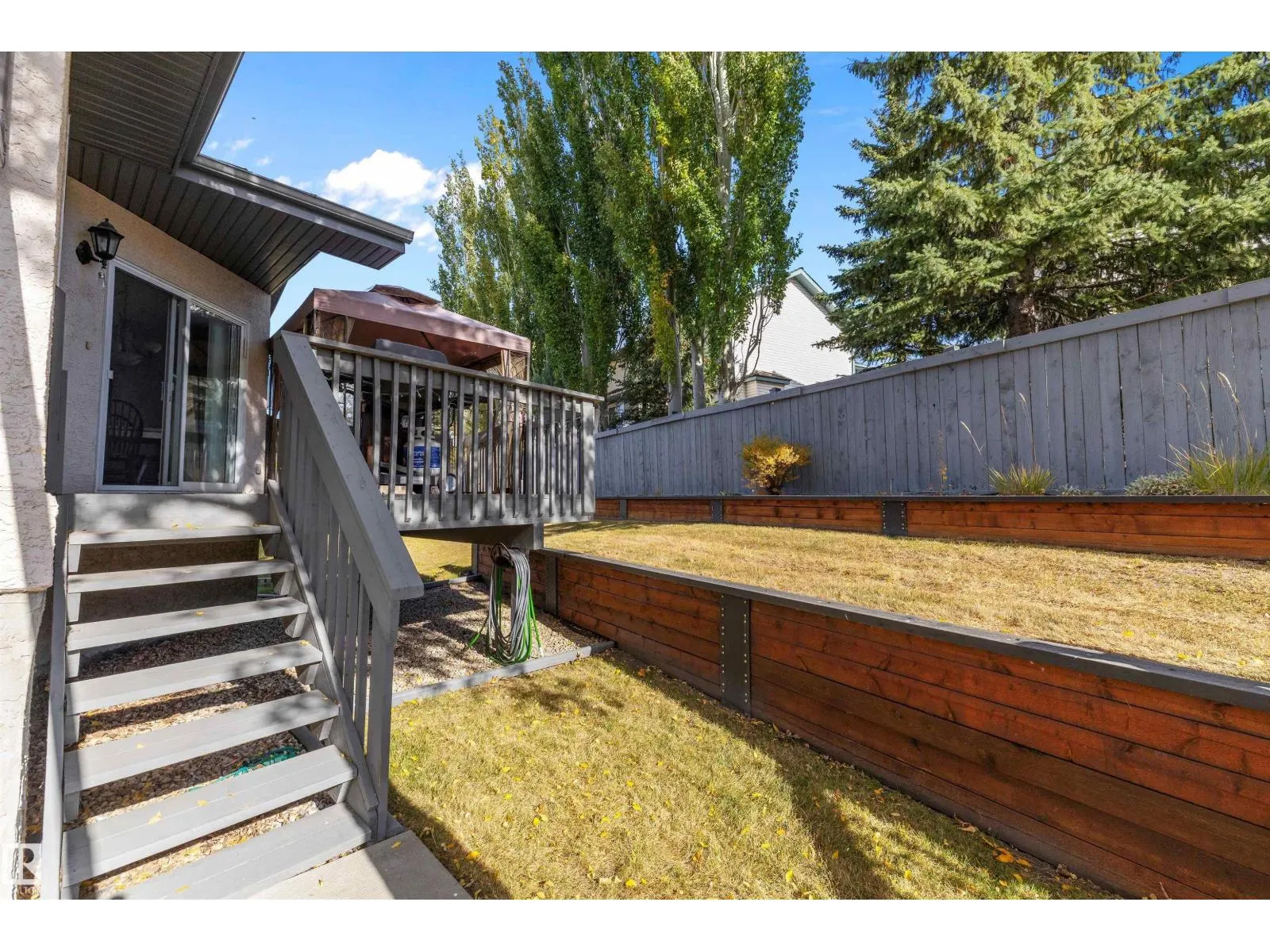 #123 215 BLACKBURN DR E SW