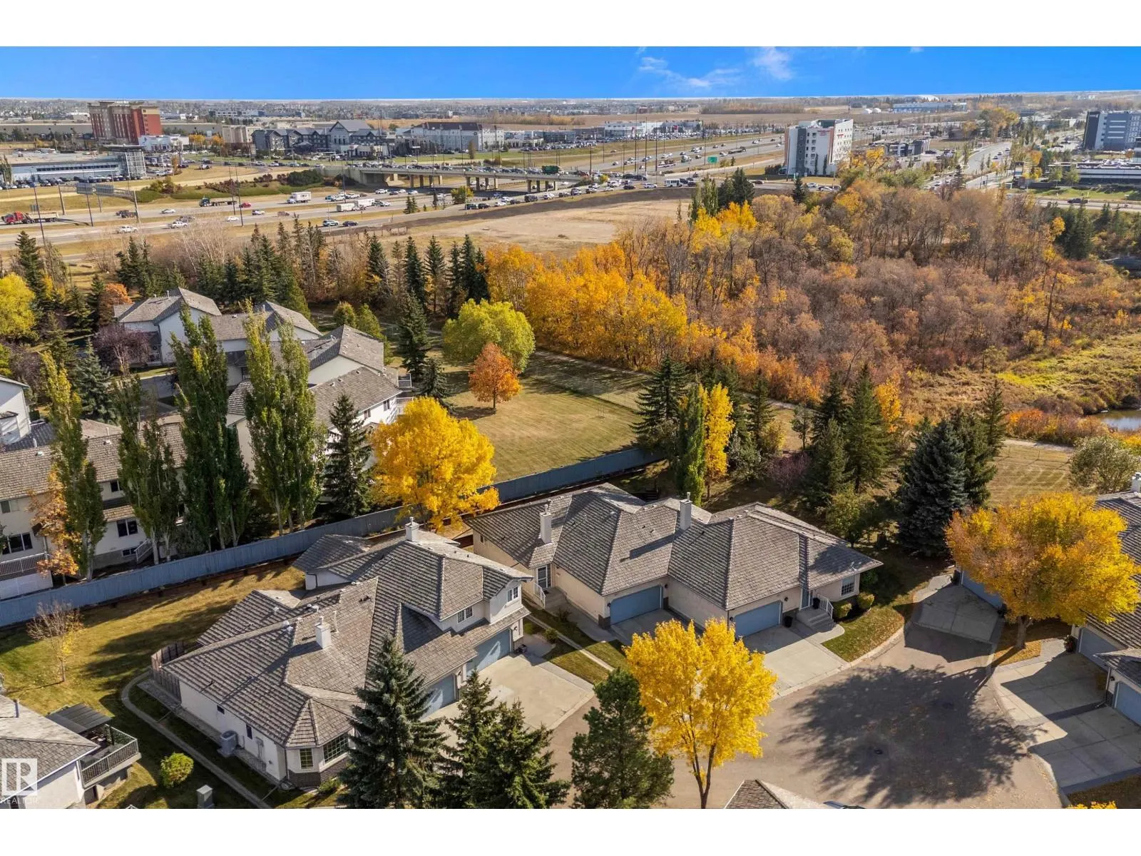 #123 215 BLACKBURN DR E SW