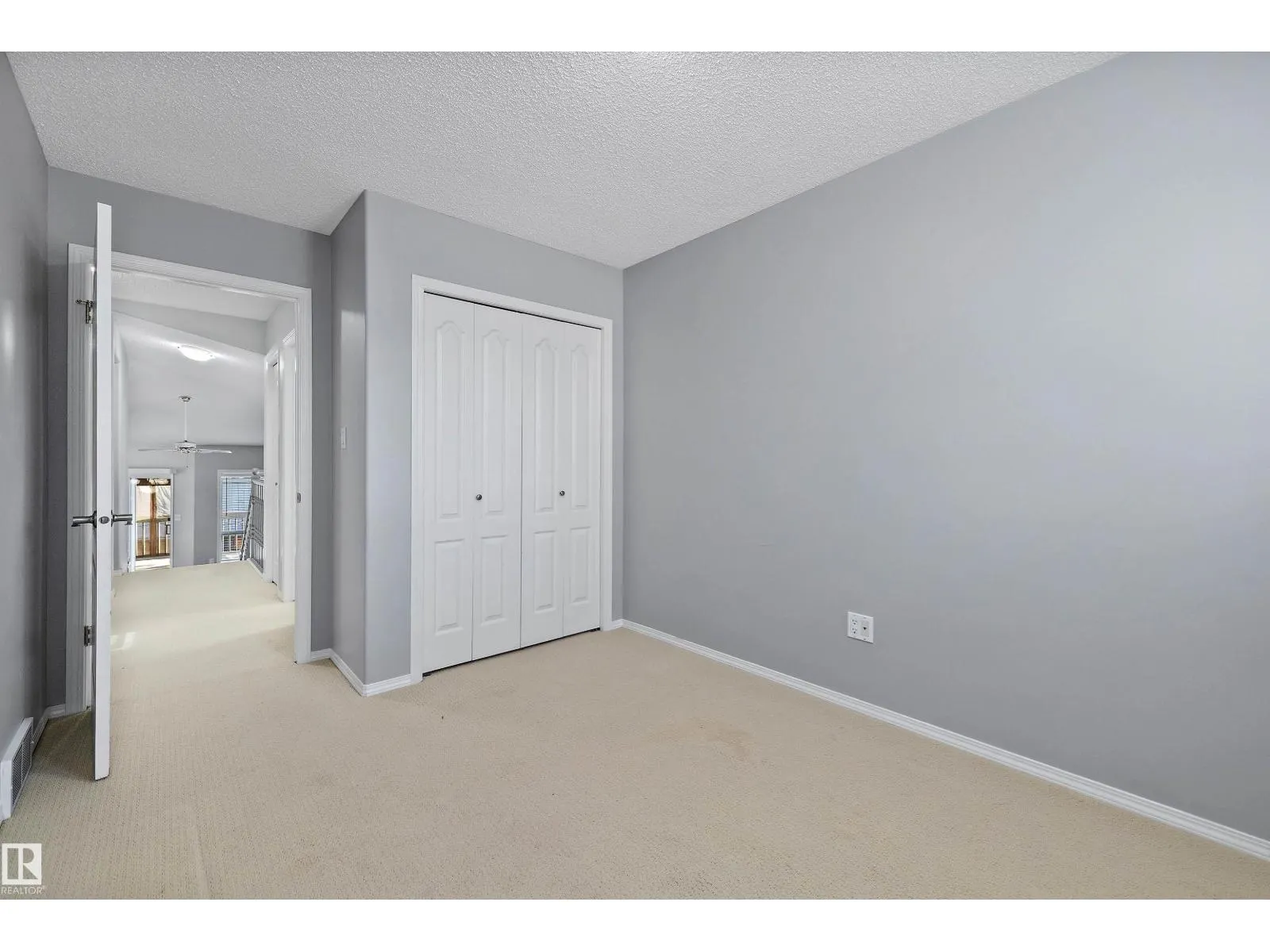 #123 215 BLACKBURN DR E SW
