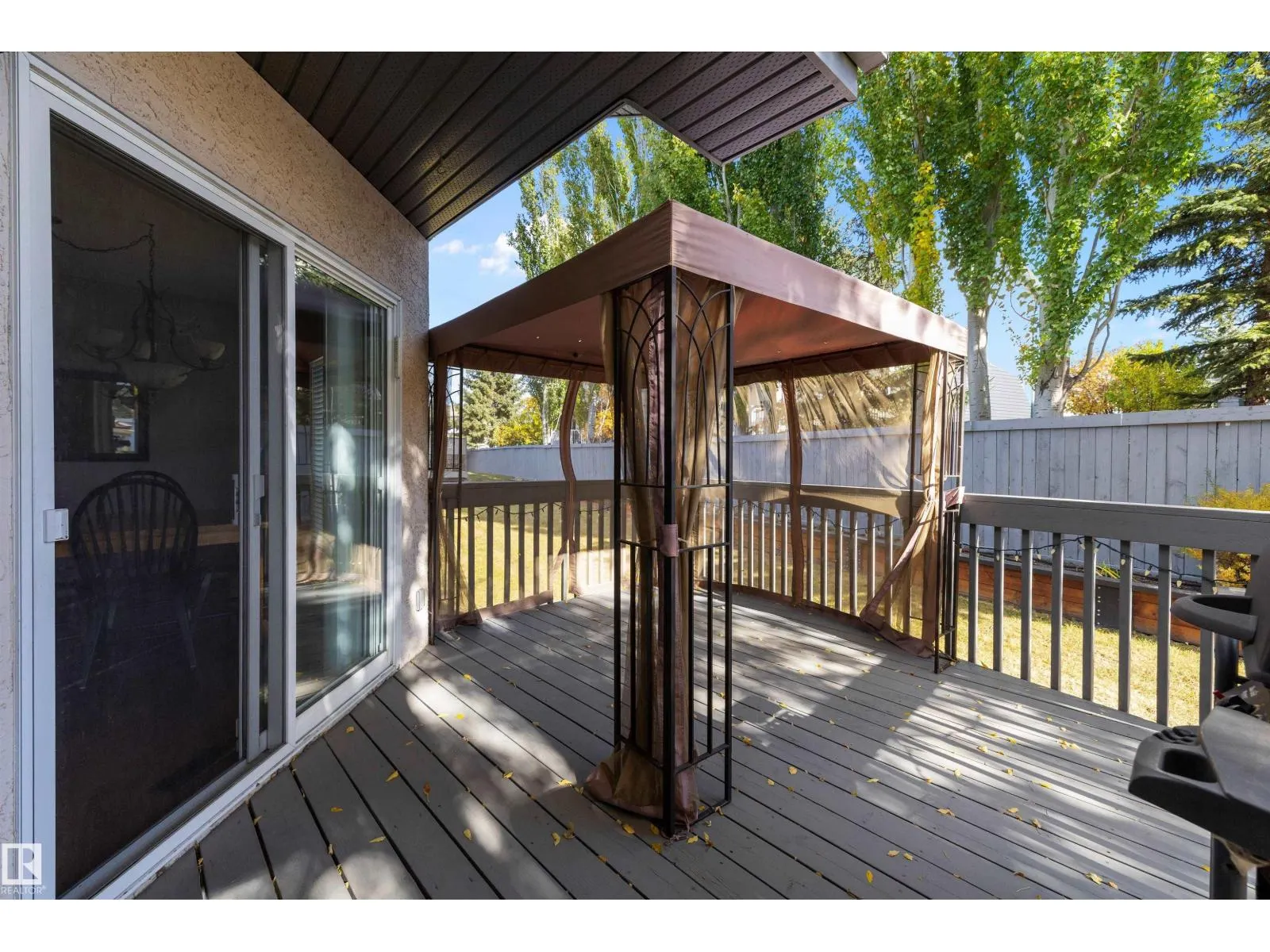 #123 215 BLACKBURN DR E SW