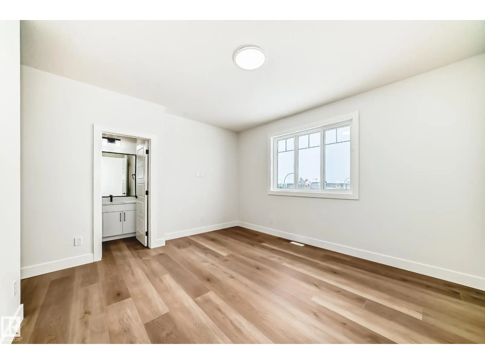 5024 67 ST