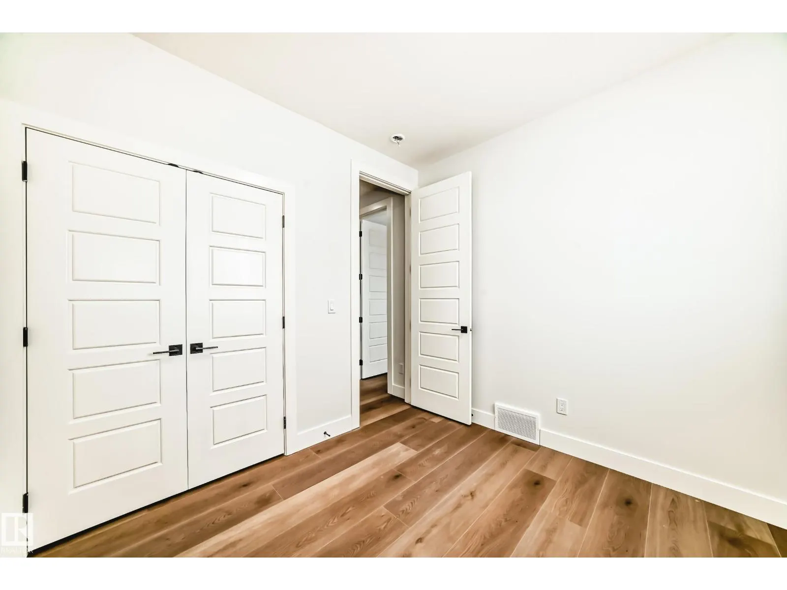 5024 67 ST
