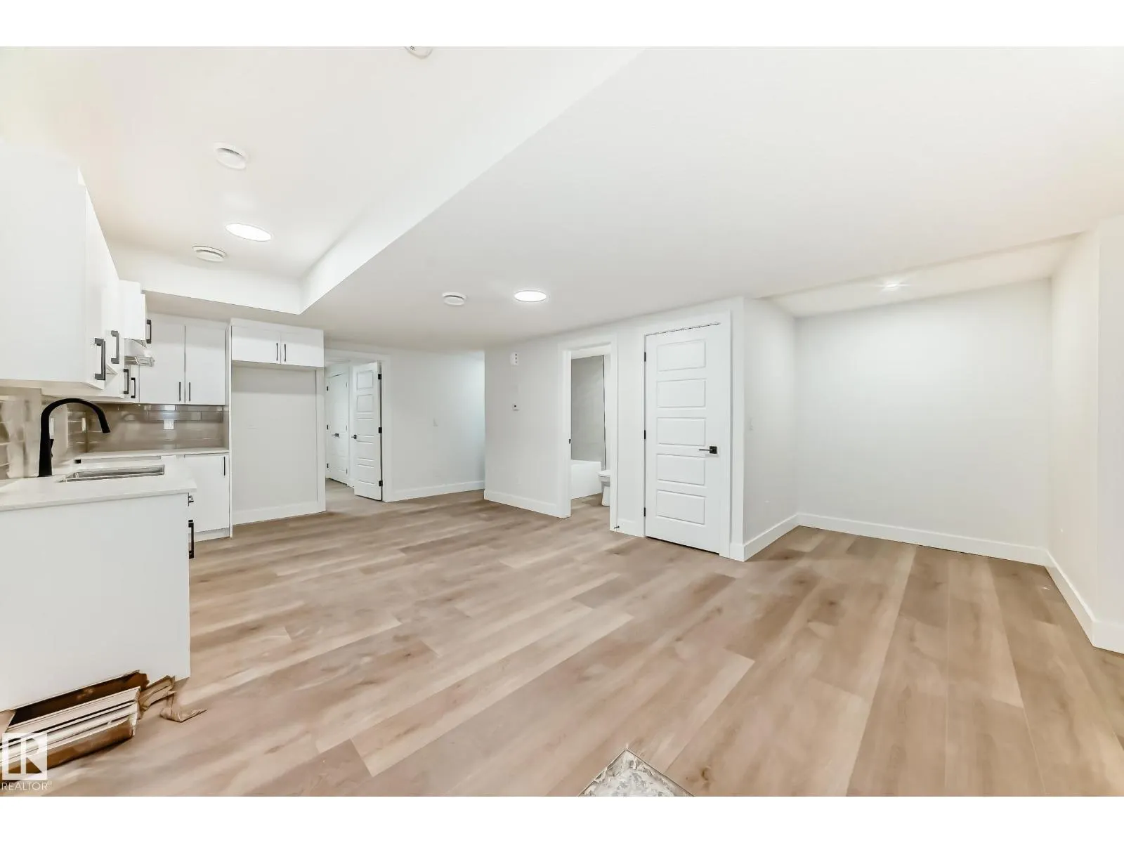 5024 67 ST