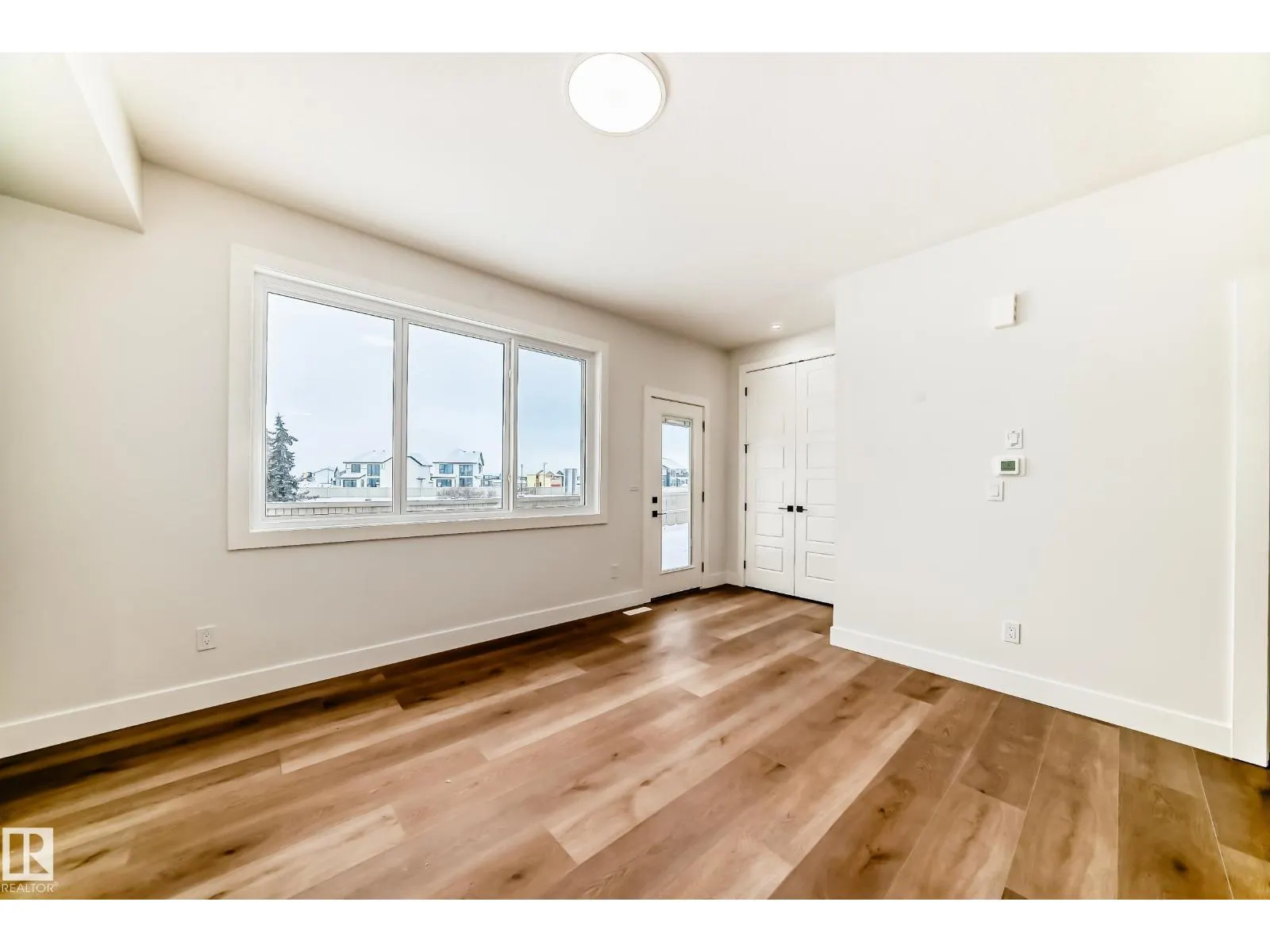 5024 67 ST