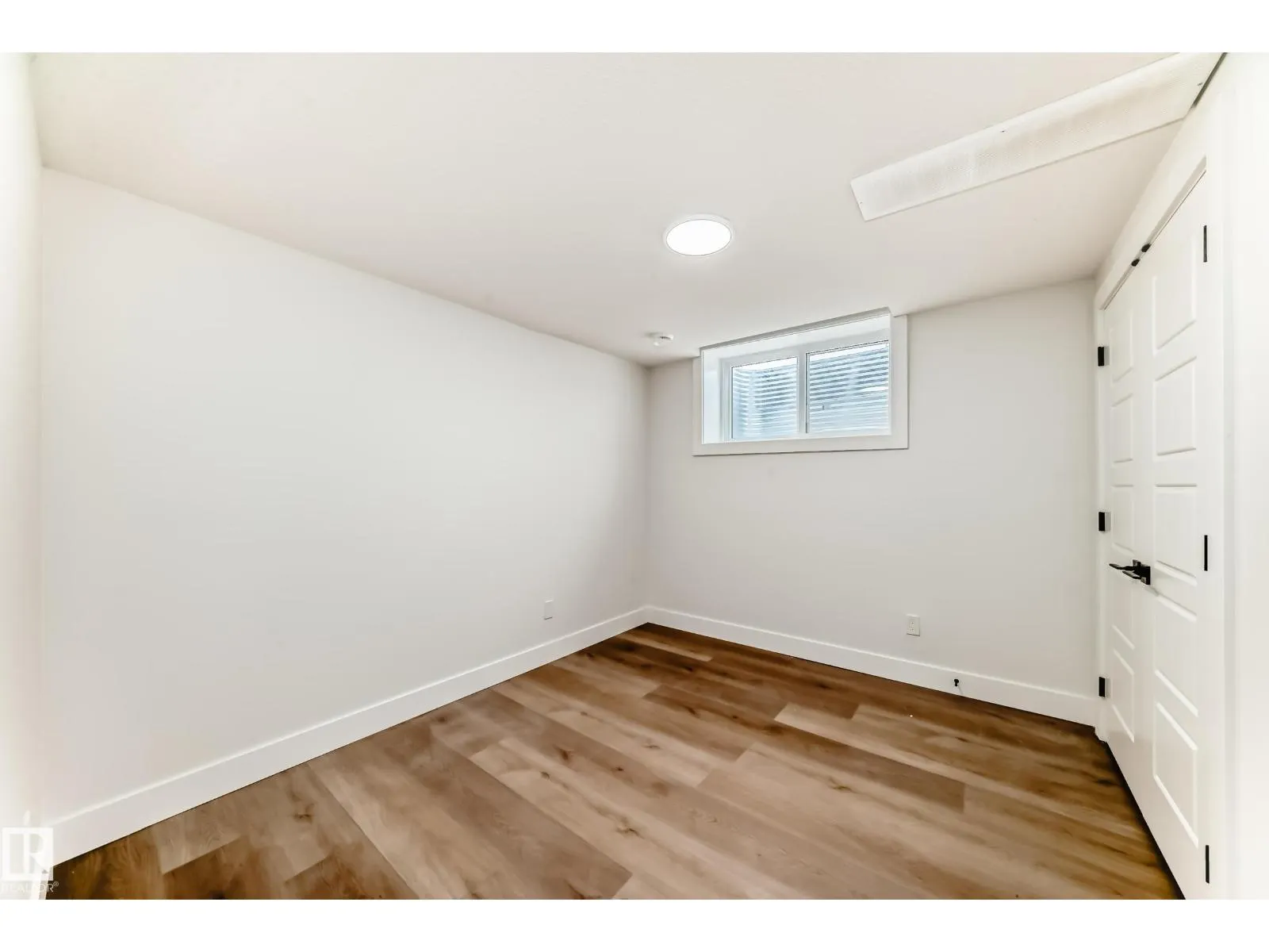 5024 67 ST
