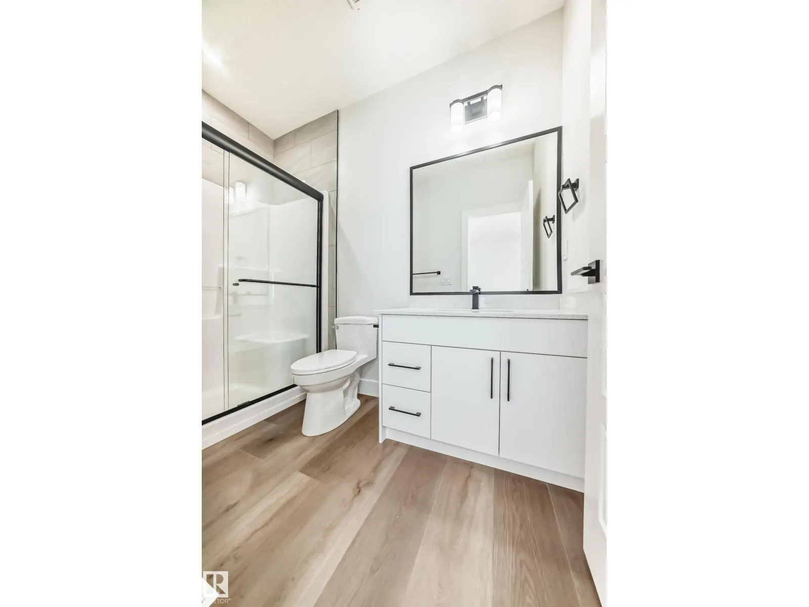 5024 67 ST