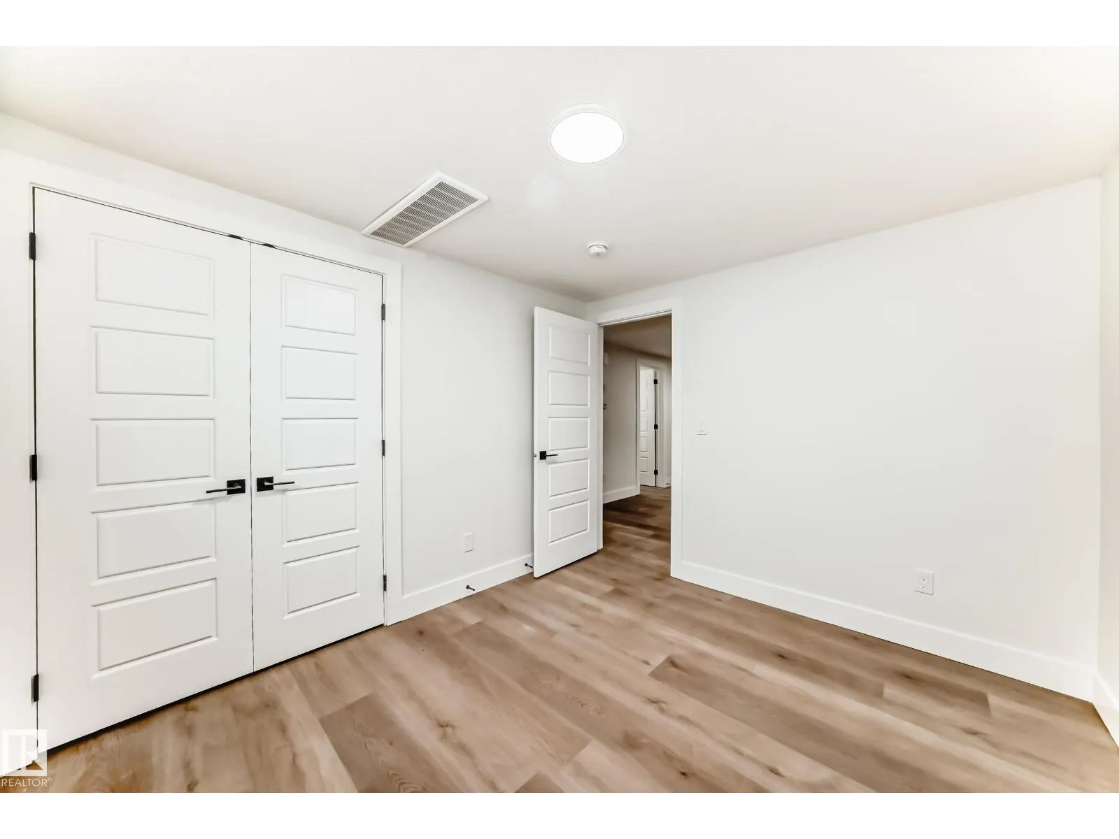 5024 67 ST