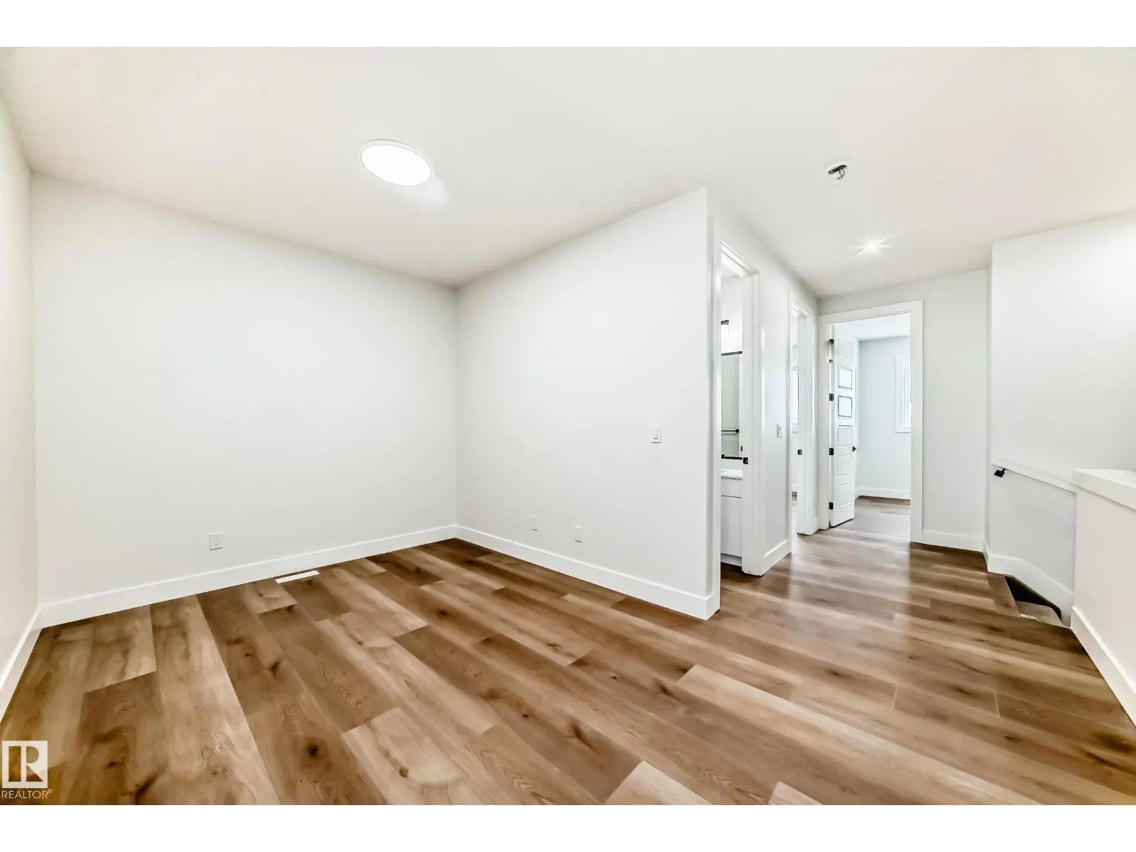 5024 67 ST