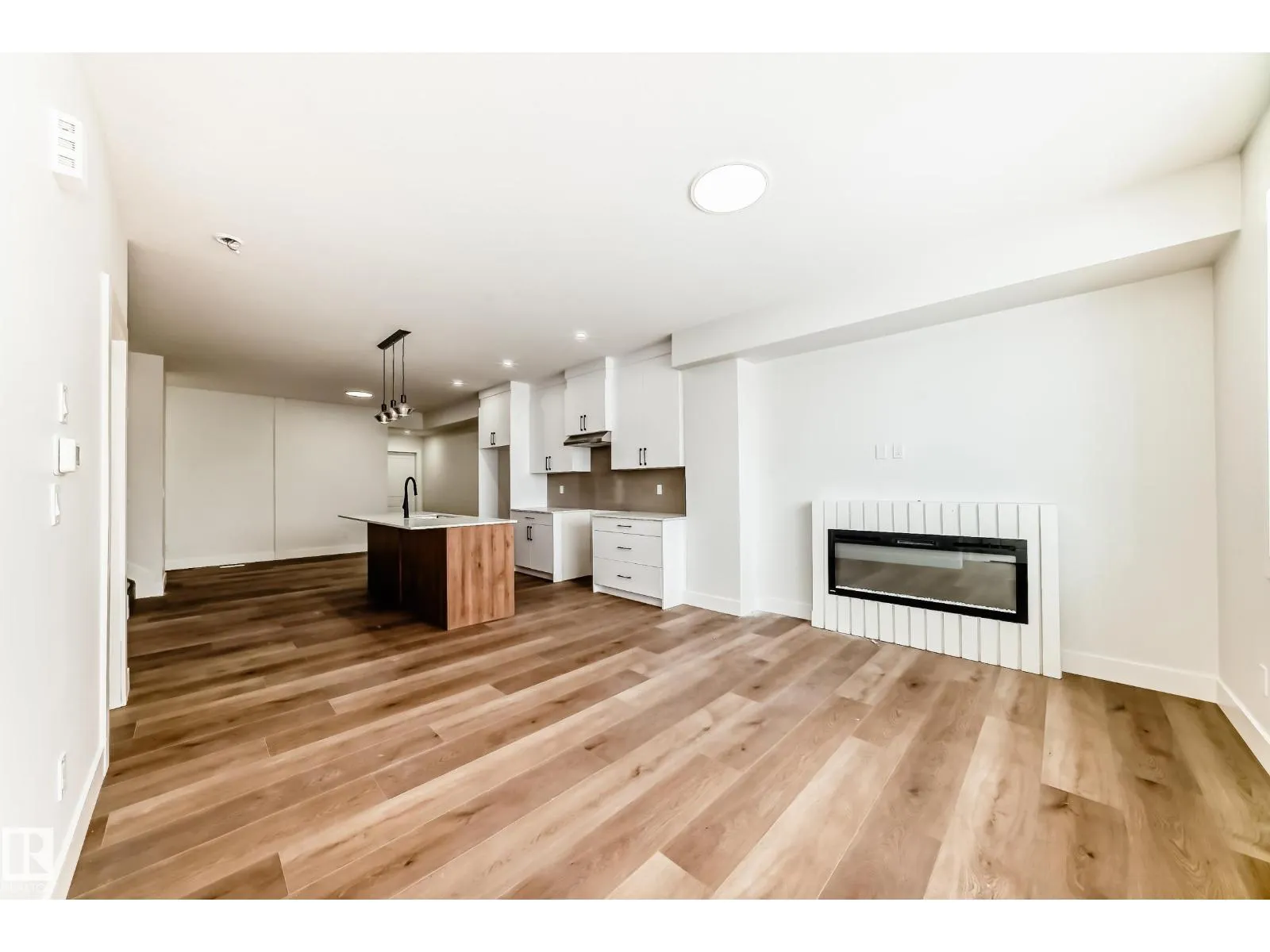 5024 67 ST
