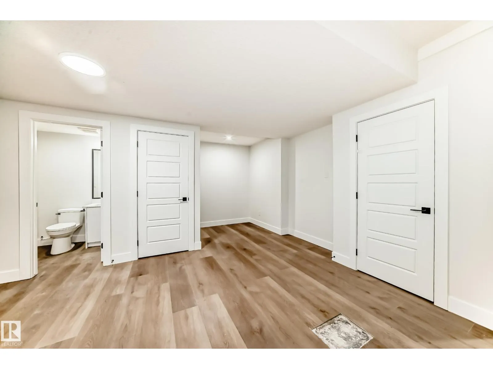 5024 67 ST