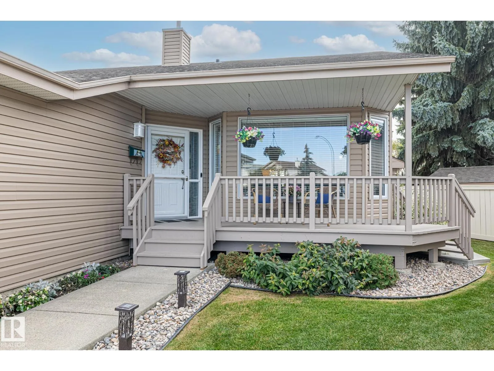 18931 89 AV NW