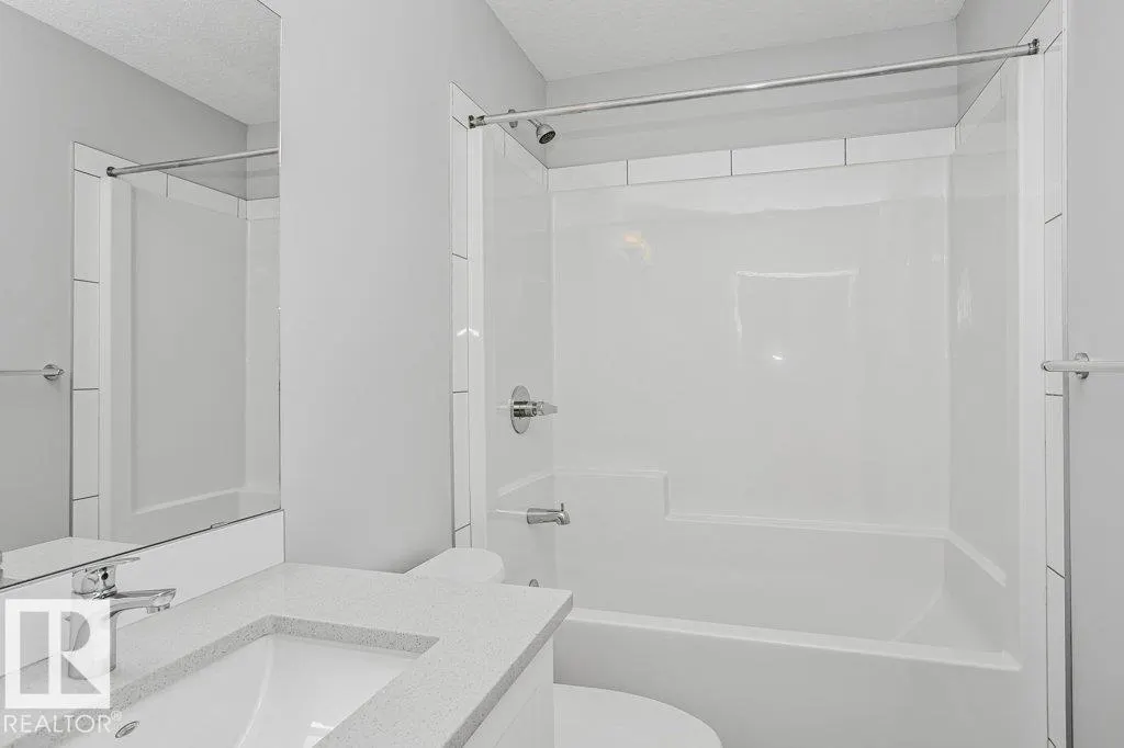 #52 320 SECORD BV NW