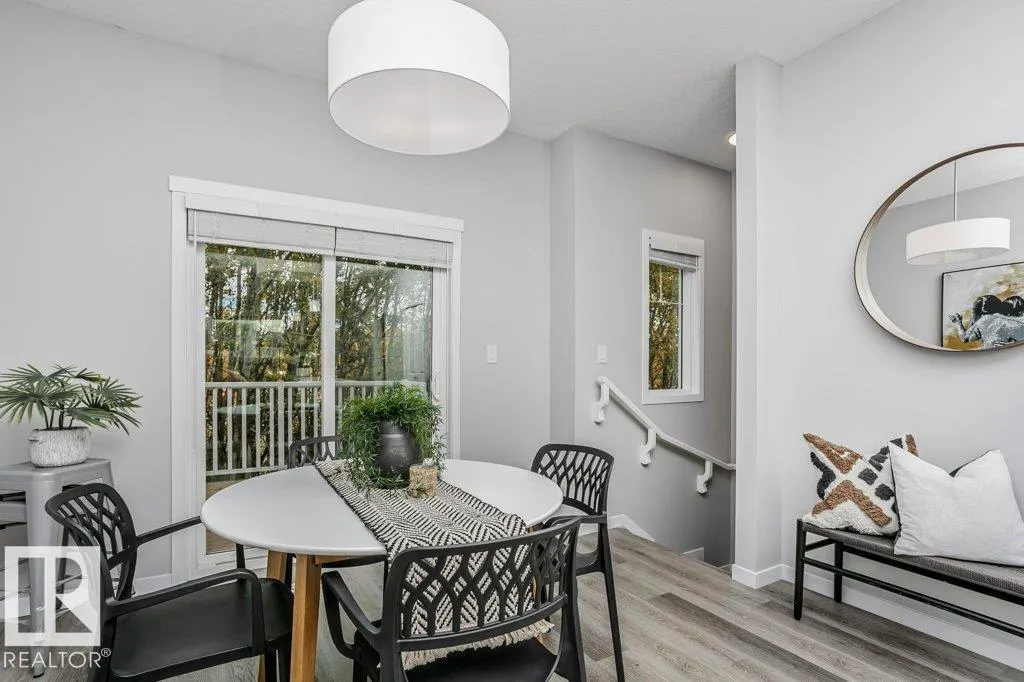 #52 320 SECORD BV NW