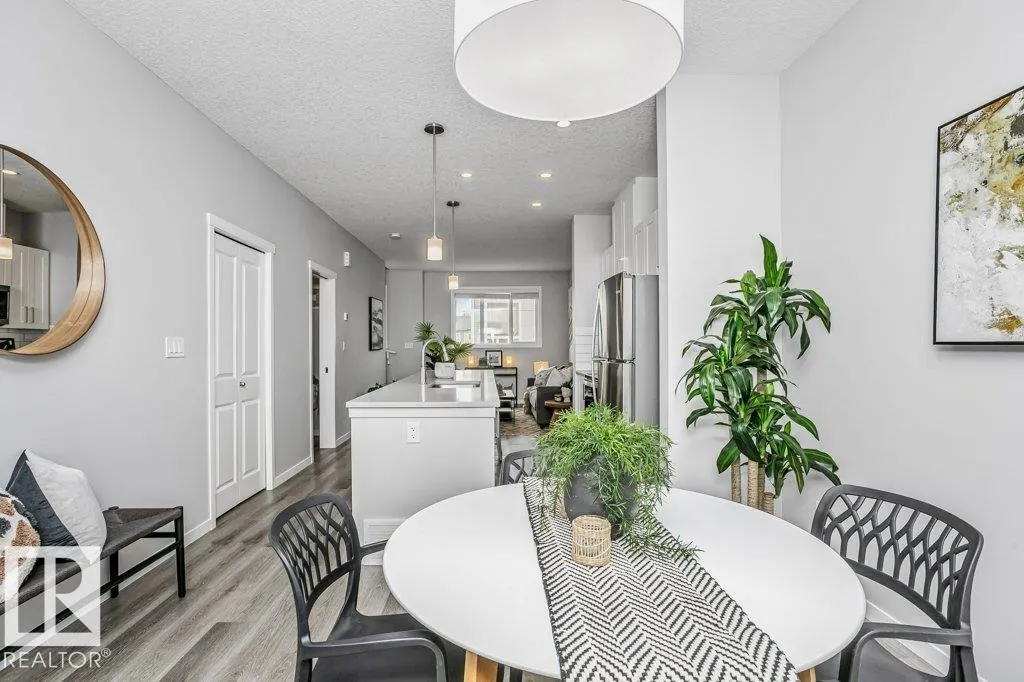 #52 320 SECORD BV NW