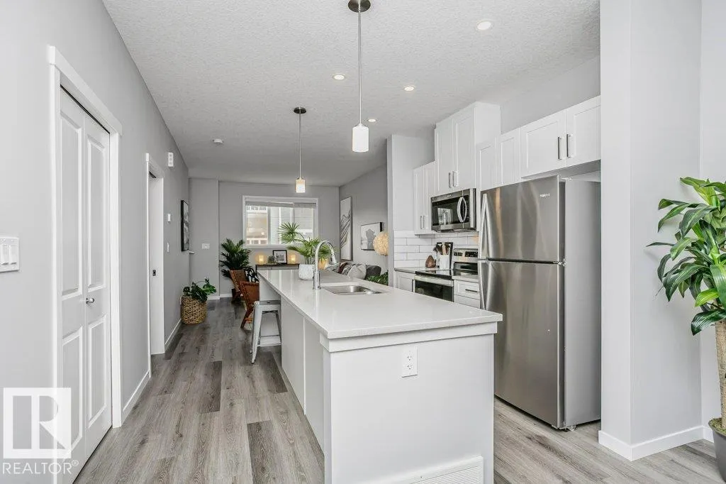 #52 320 SECORD BV NW